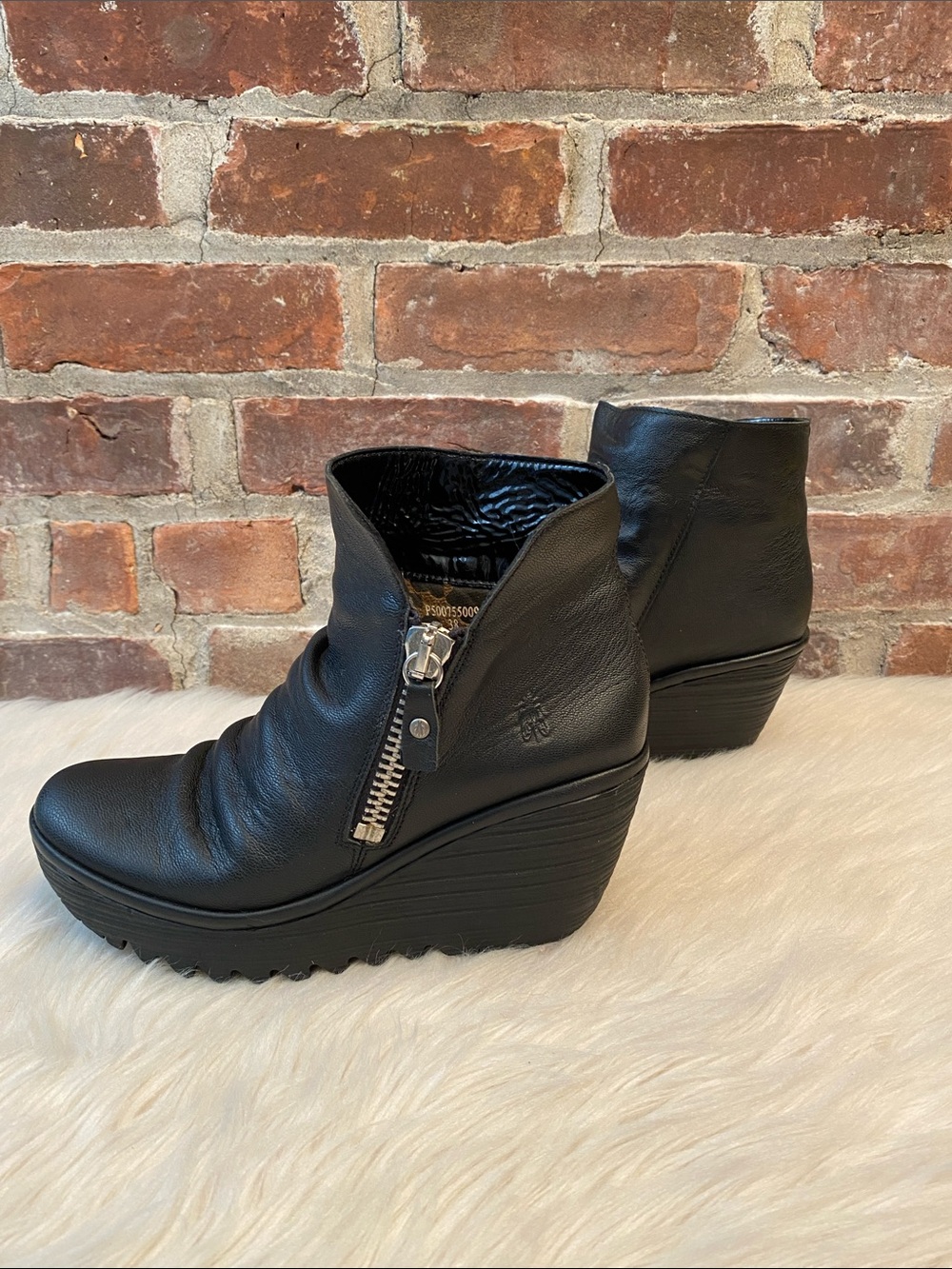 Fly London Yoxi Black Leather Wedge Ankle Booties, Size 38/7-7.5 - Picture 6 of 17